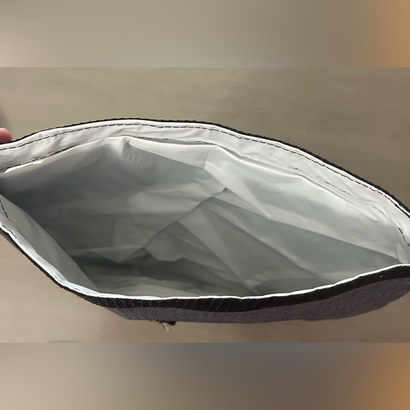 NWT! Twiggy insulated lunch tote - Picture 5 of 6